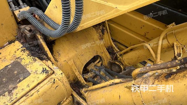 大臂根部?斜視（工作和回轉(zhuǎn)裝置）