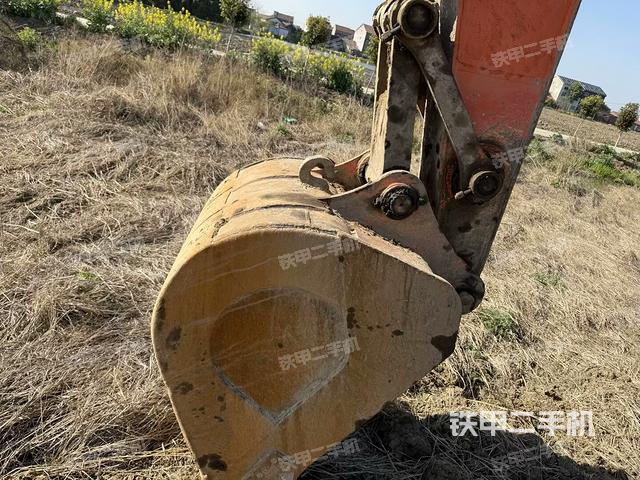 大臂整體?右側(cè)(工作和回轉(zhuǎn)裝置) 大臂整體?右側(cè)(工作和回轉(zhuǎn)裝置)