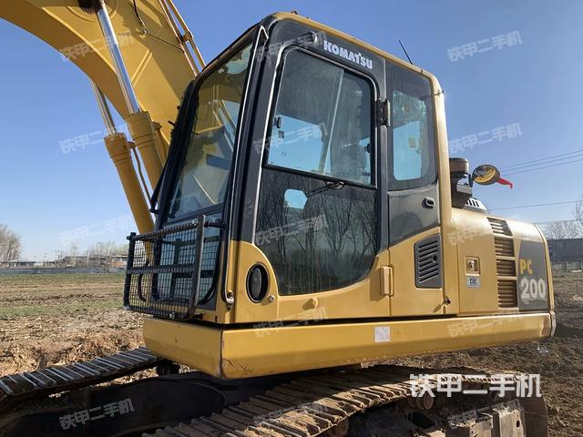 駕駛室頂部（整機(jī)外觀）