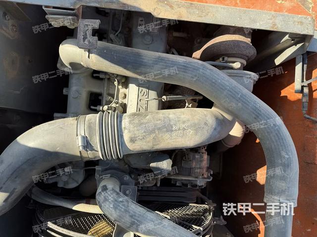 氣門室蓋螺絲特寫(上車部件) 氣門室蓋螺絲特寫(上車部件)
