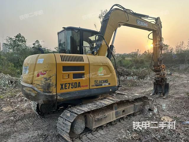 整機右后45°（整機外觀）