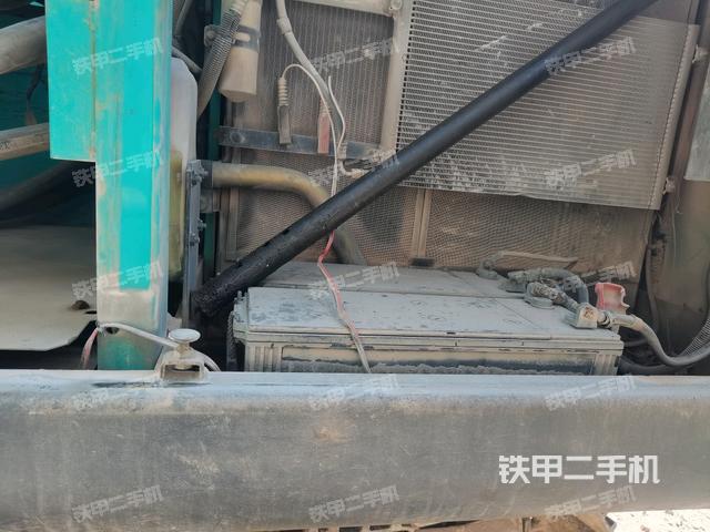 電瓶（大件艙室）