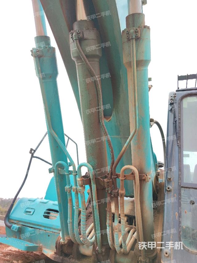 大臂油缸整體?豎拍（工作和回轉裝置）