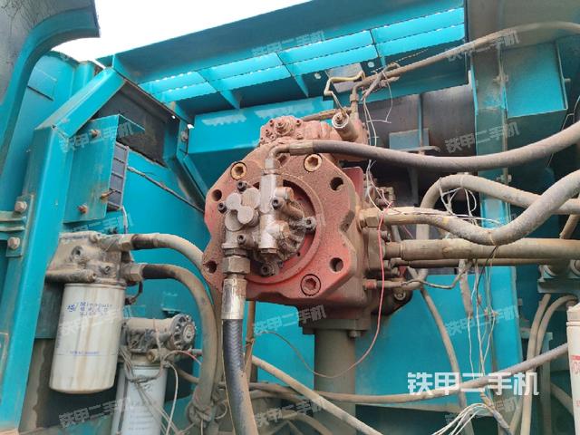 液壓泵斜45?左（大件艙室）