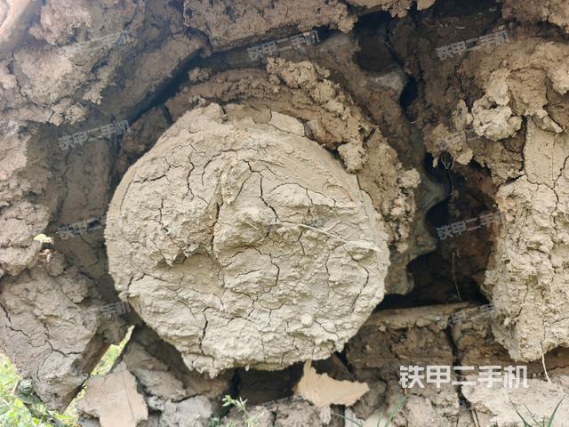左驅(qū)動(dòng)輪(行走機(jī)構(gòu)) 左驅(qū)動(dòng)輪(行走機(jī)構(gòu))