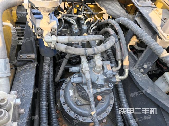 駕駛室頂部俯視(上車部件) 駕駛室頂部俯視(上車部件)