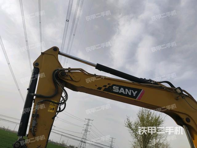 鏟斗右后整體（工作和回轉(zhuǎn)裝置）