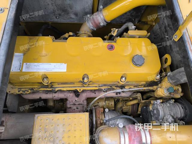 發(fā)動機整體俯視（整機外觀）