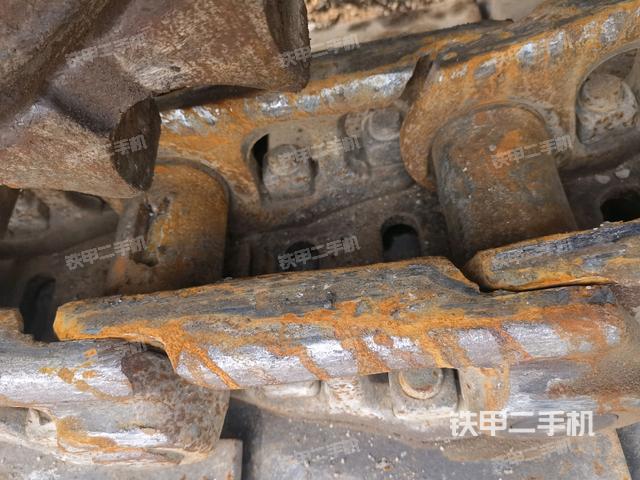 右導向輪(行走機構) 右導向輪(行走機構)