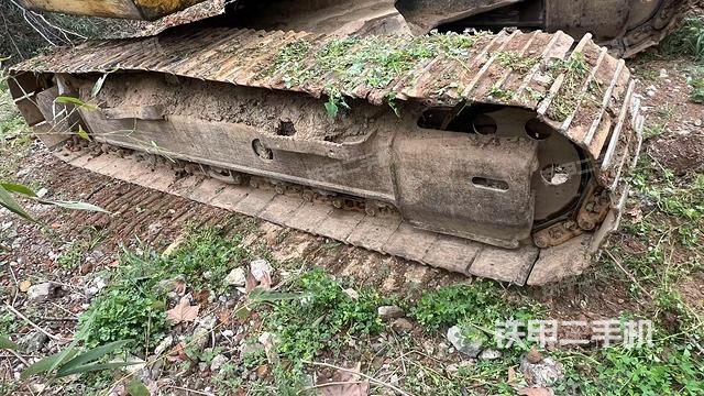 左側(cè)履帶整體?（行走機(jī)構(gòu)）