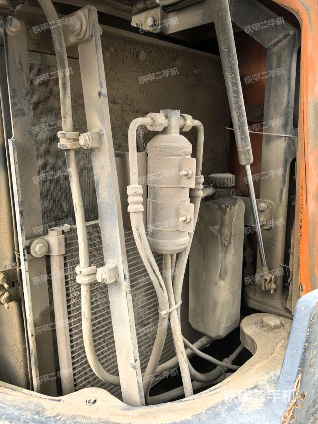 散熱器室(大件艙室) 散熱器室(大件艙室)