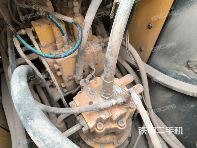 回轉(zhuǎn)馬達（上車部件）