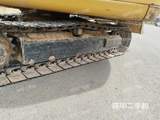 单侧履带整体（整机外观）