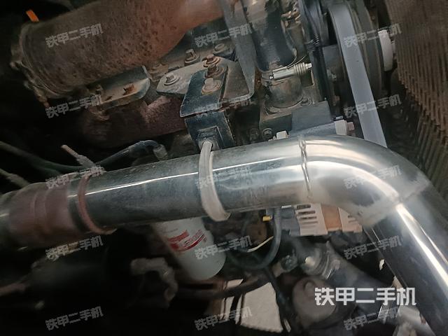 發(fā)動機(jī)左側(cè)(整機(jī)外觀及大件) 發(fā)動機(jī)左側(cè)(整機(jī)外觀及大件)