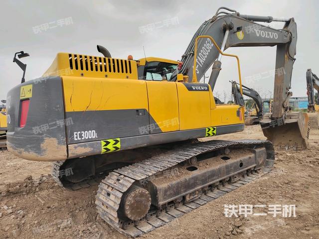 整機(jī)右后45°（整機(jī)外觀）