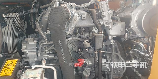 發(fā)動機(jī)整體俯視(整機(jī)外觀) 發(fā)動機(jī)整體俯視(整機(jī)外觀)