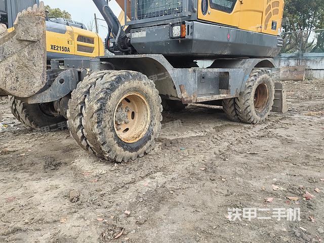 单侧履带整体（整机外观）