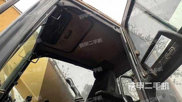 頂棚整體(駕駛室部分) 頂棚整體(駕駛室部分)