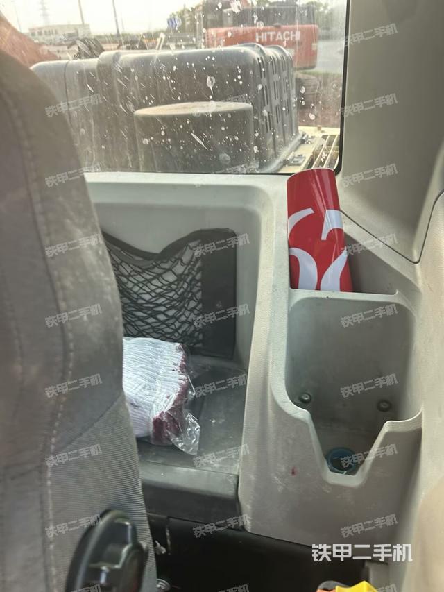 后窗玻璃角標(biāo)（駕駛室部分）