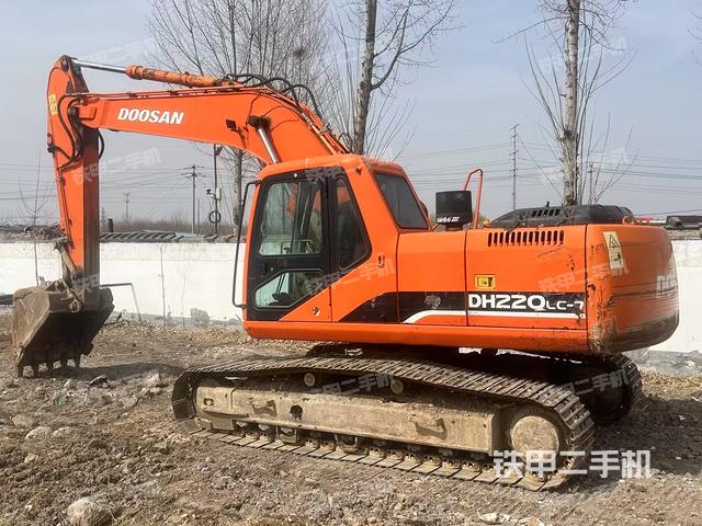 整機右后45°（整機外觀）