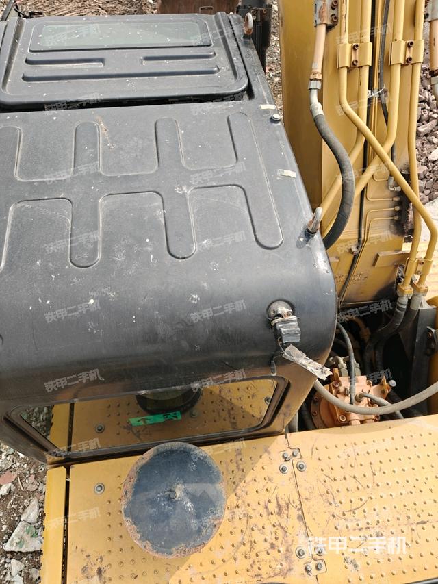 駕駛室頂部俯視（上車部件）