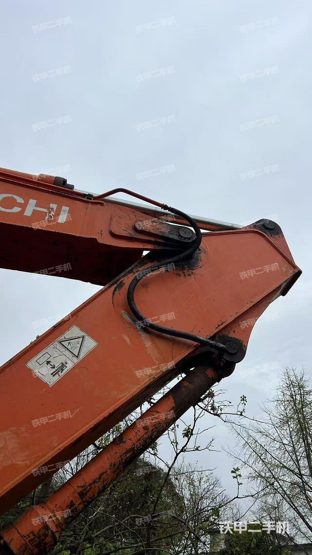 小臂整體右前（工作和回轉(zhuǎn)裝置）