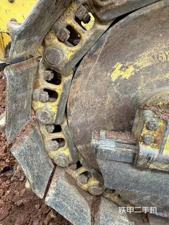 整机右侧（设备外观及核心部件）