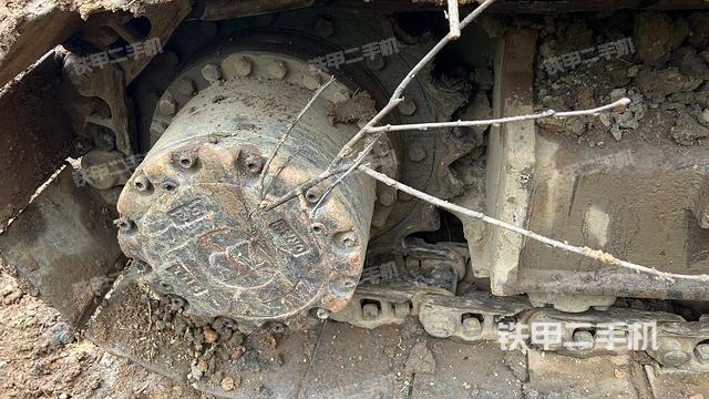 右驅(qū)動(dòng)輪（行走機(jī)構(gòu)）