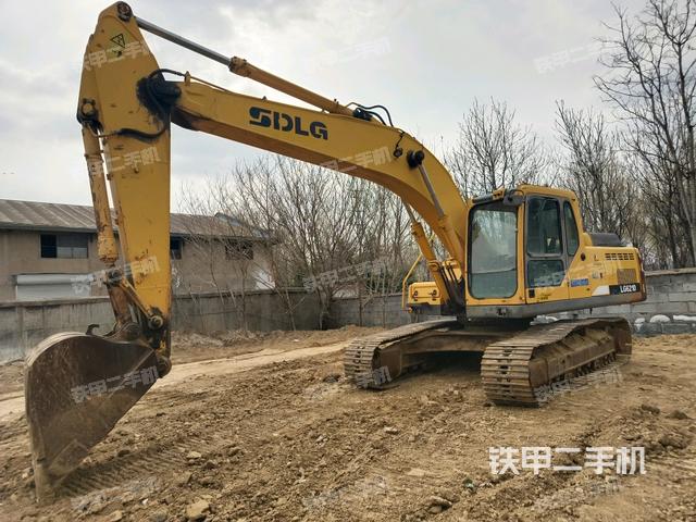 山東臨工LG6210挖掘機