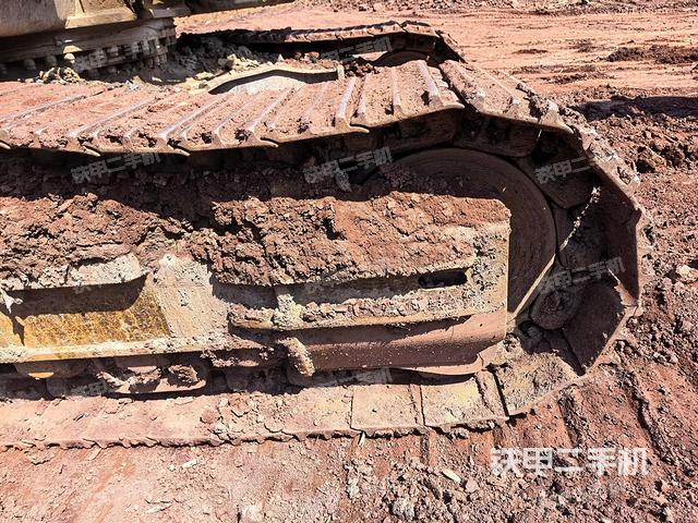 右側(cè)行走馬達蓋板（行走機構(gòu)）