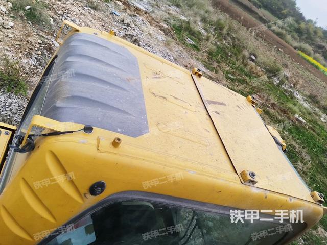 駕駛室頂部俯視（上車部件）