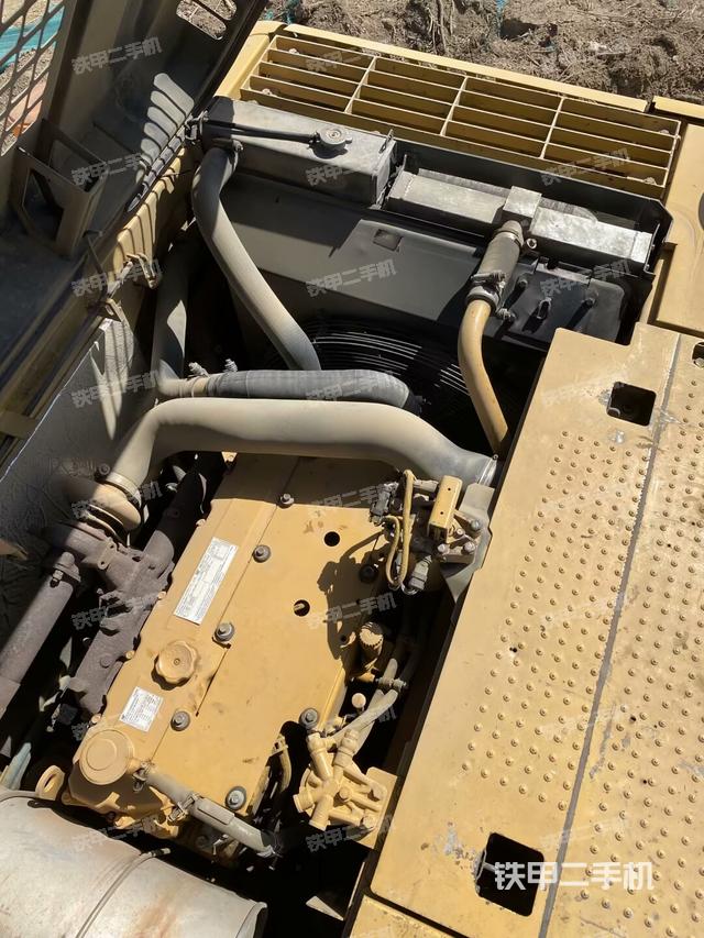 發(fā)動(dòng)機(jī)整體俯視（整機(jī)外觀）