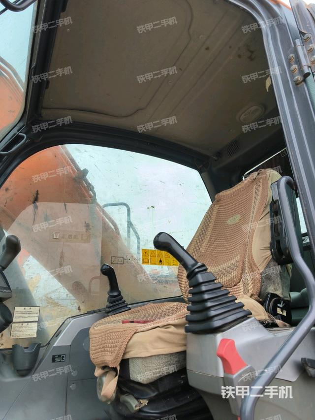 座椅后部（駕駛室部分）