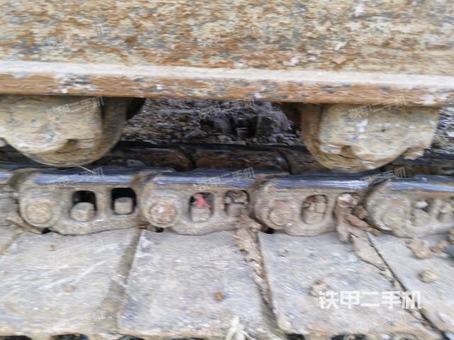 左導(dǎo)向輪（行走機(jī)構(gòu)）