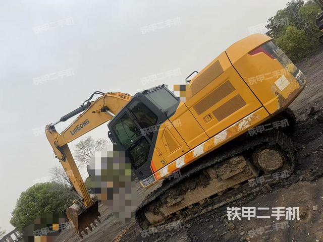 整機(jī)右后45°(整機(jī)外觀) 整機(jī)右后45°(整機(jī)外觀)