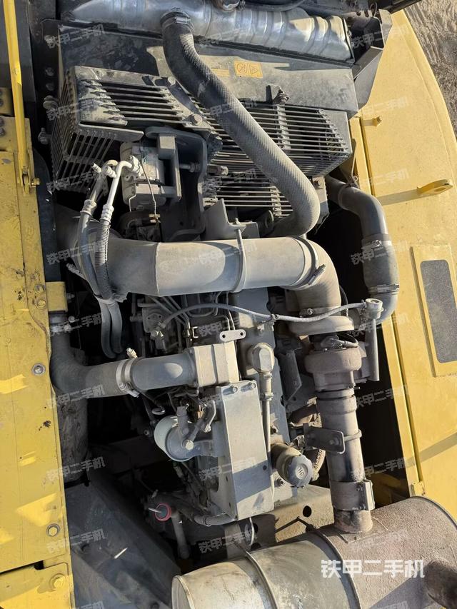 發(fā)動(dòng)機(jī)整體俯視（整機(jī)外觀(guān)）