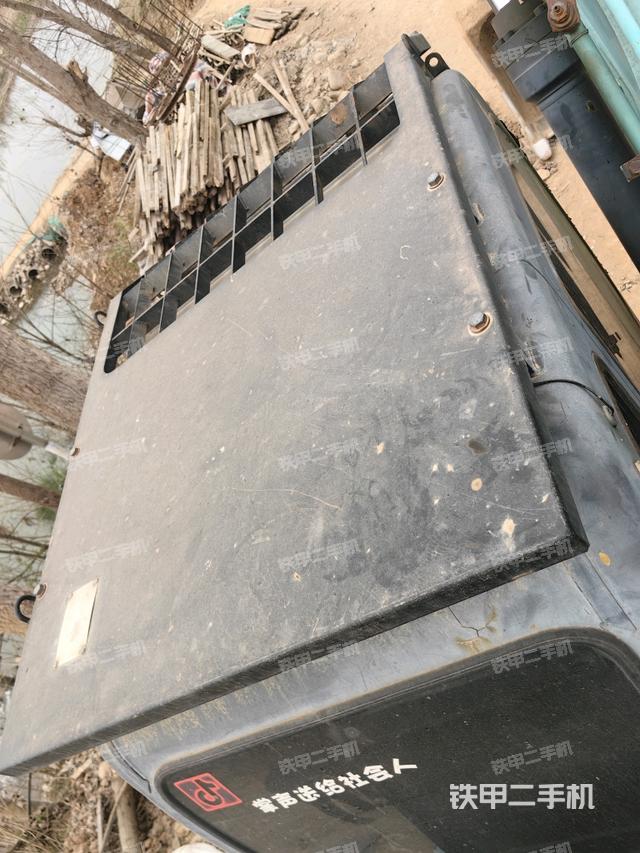 駕駛室頂部俯視（上車部件）