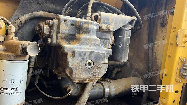 液壓泵斜45?左(大件艙室) 液壓泵斜45?左(大件艙室)