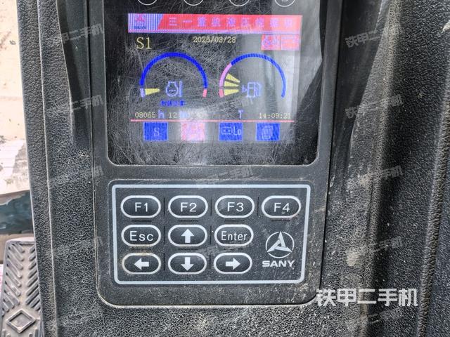 小時(shí)表(駕駛室部分) 小時(shí)表(駕駛室部分)