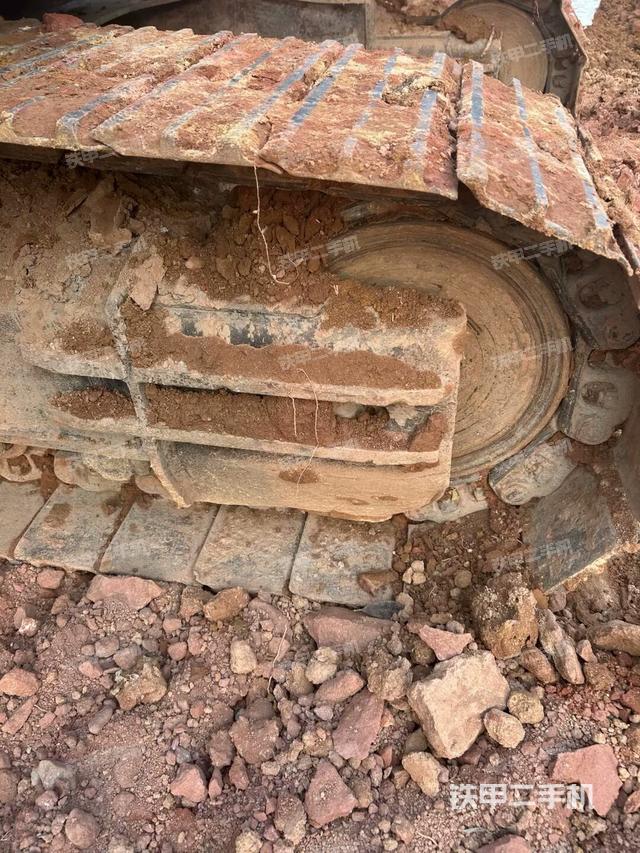 右導(dǎo)向輪（行走機(jī)構(gòu)）