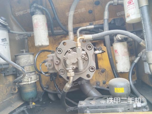 液壓泵斜45?左（大件艙室）