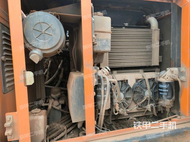 散熱器正面（大件艙室）