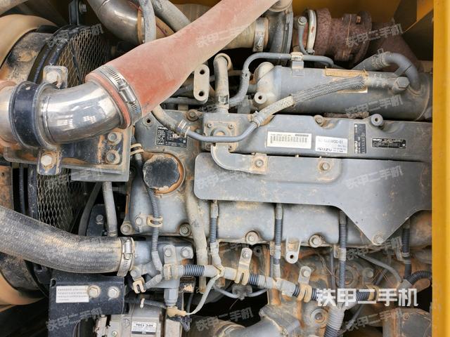 發(fā)動(dòng)機(jī)室(上車部件) 發(fā)動(dòng)機(jī)室(上車部件)