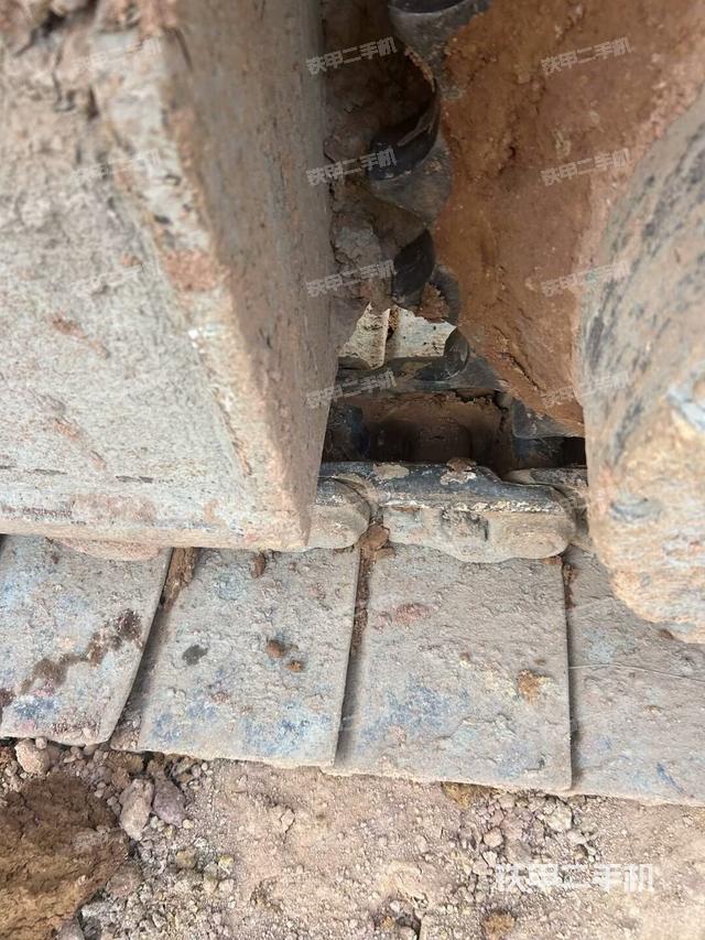 左側(cè)行走馬達(dá)蓋板（行走機(jī)構(gòu)）