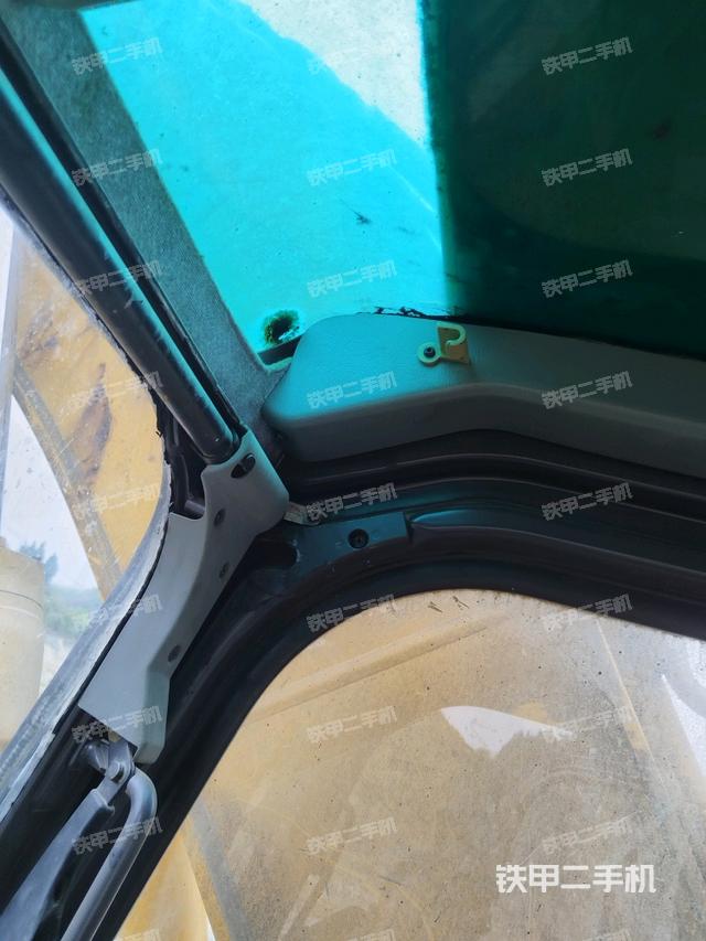 座椅后部（駕駛室部分）