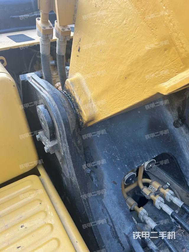 大臂根部?斜視（工作和回轉(zhuǎn)裝置）