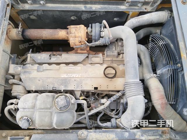 氣門室蓋螺絲特寫（上車部件）