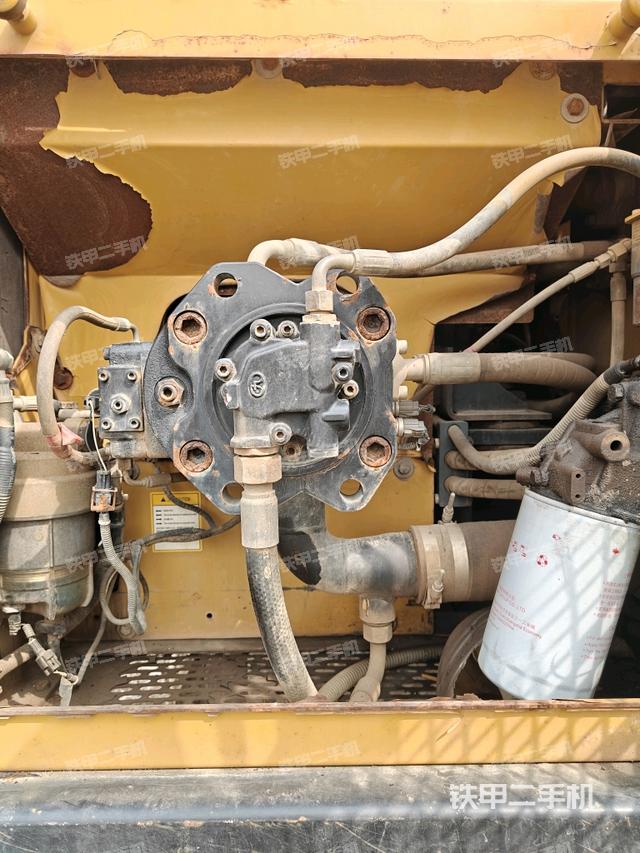 液壓泵室（大件艙室）