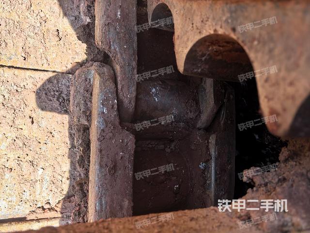 左導向輪（行走機構(gòu)）