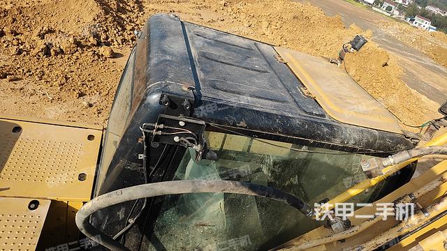 驾驶室整体（整机外观）